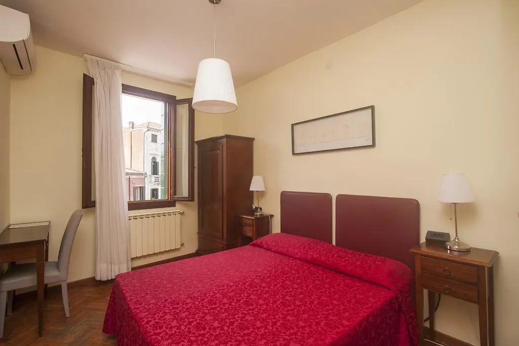 Hotel Dalla Mora Venice
